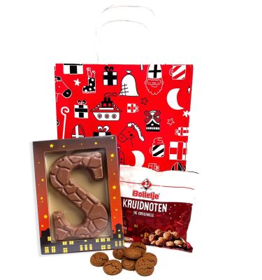 Sinterklaastasje chocoladeletter 65 gram en zakje Bolletje kruidnoten 50 gram