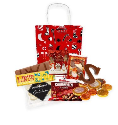 Sinterklaastasje-Schuttelaar-Schuimpjes-Bolletje-Kruidnoten-Schoenletter-S-of-P-de-Ruiter-Speculaaspoppetjes-Chocolademunten-en-Tonys-Chocolonely-Melk-Pepernoot-Reepje-1